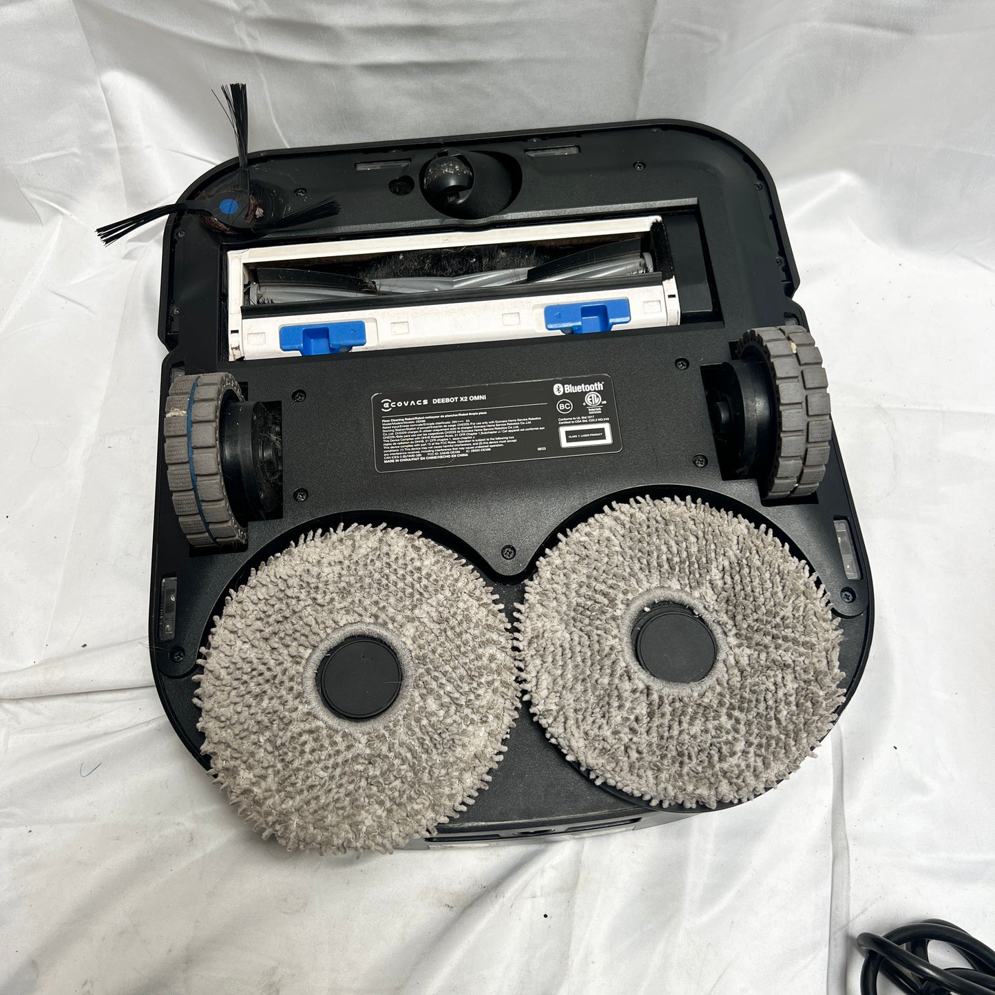 ECOVACS Omni X2 Robot Vacuum As is