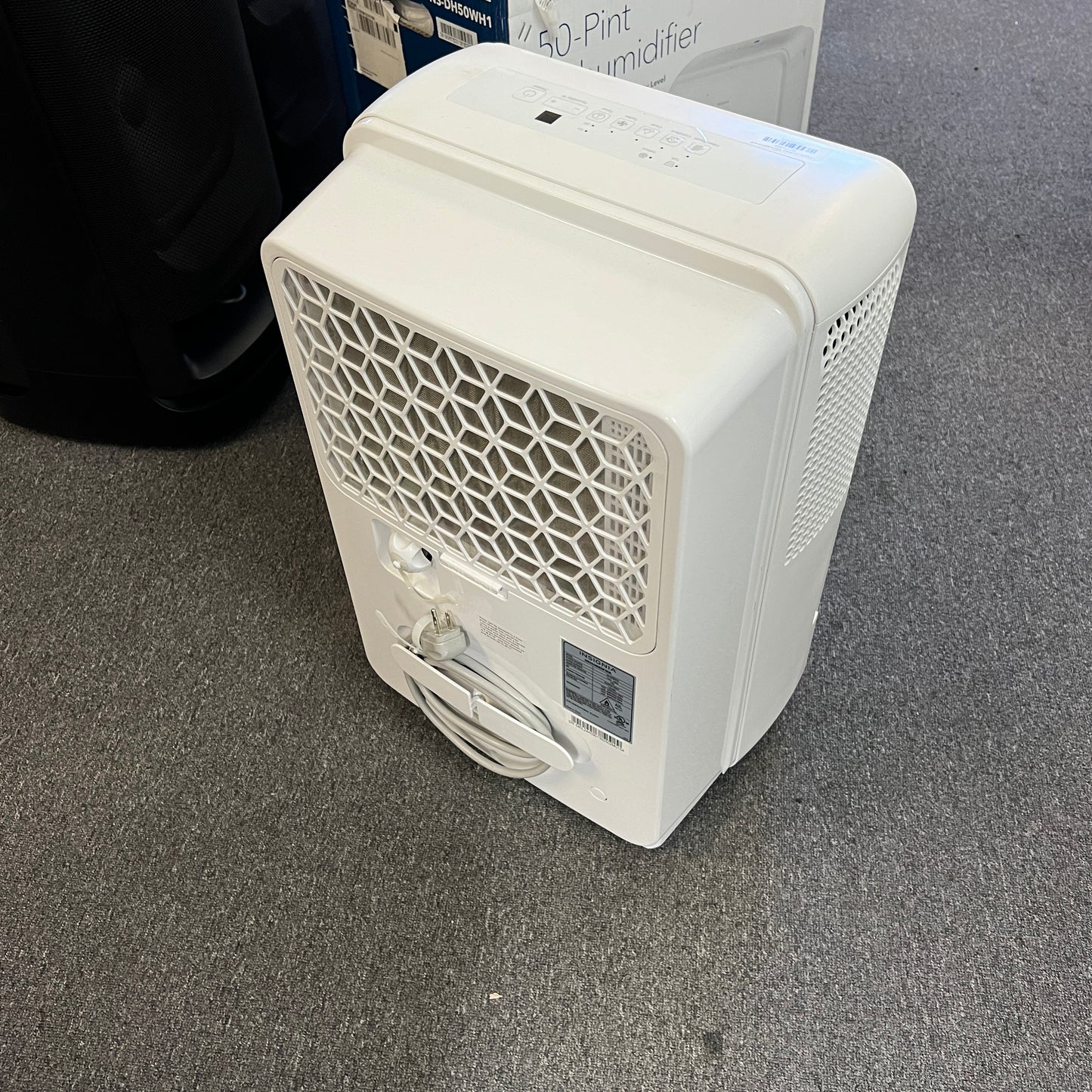 Insignia 50-Pint Dehumidifier - NS-DH50WH1