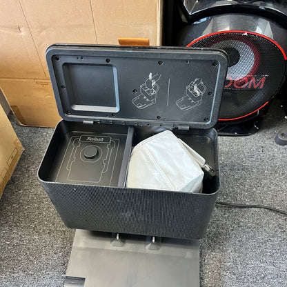 iRobot - Roomba j7+ (7550) Wi-Fi Connected Robot Vacuum