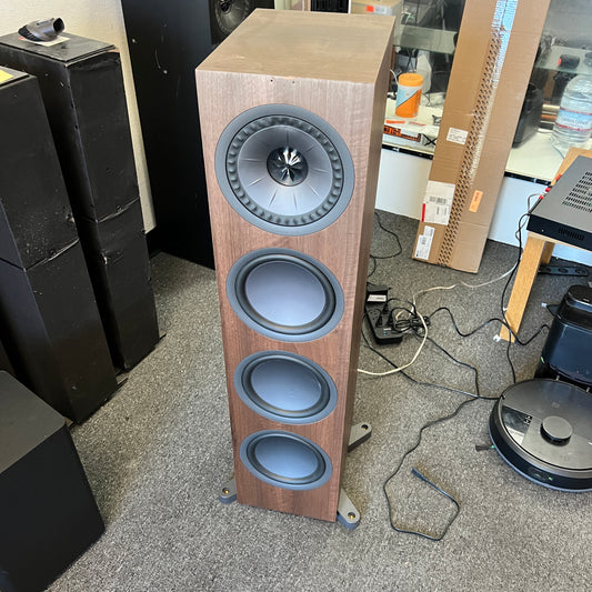 KEF - Q950 8" Floorstanding Speaker (Single) - Walnut