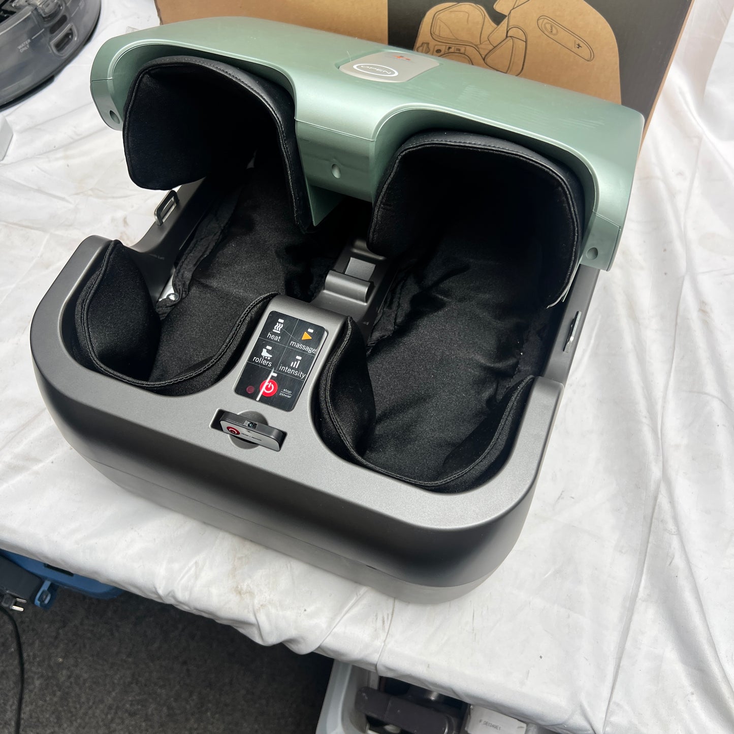 Human Touch - Reflex PopUp Foot Massager - Sage