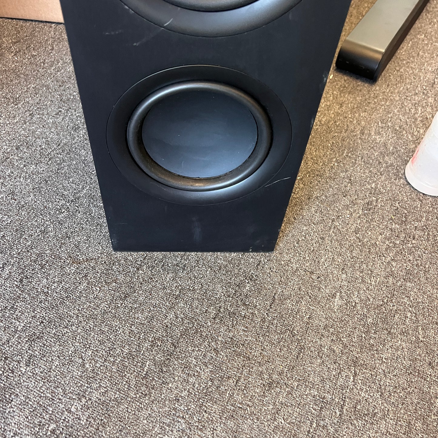 KEF - Q750 6.5" 2.5-Way Floorstanding Speaker - Single
