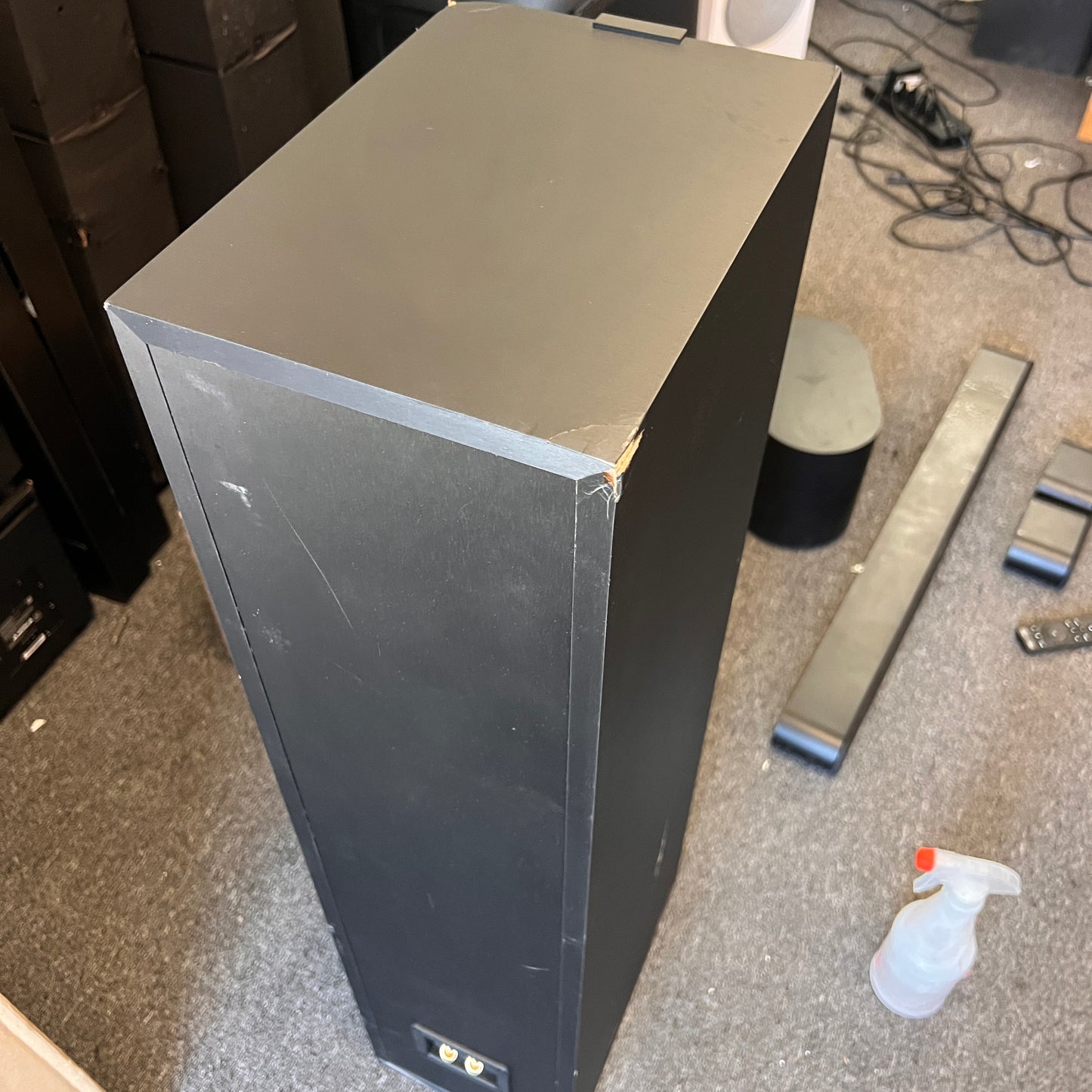 KEF - Q750 6.5" 2.5-Way Floorstanding Speaker - Single