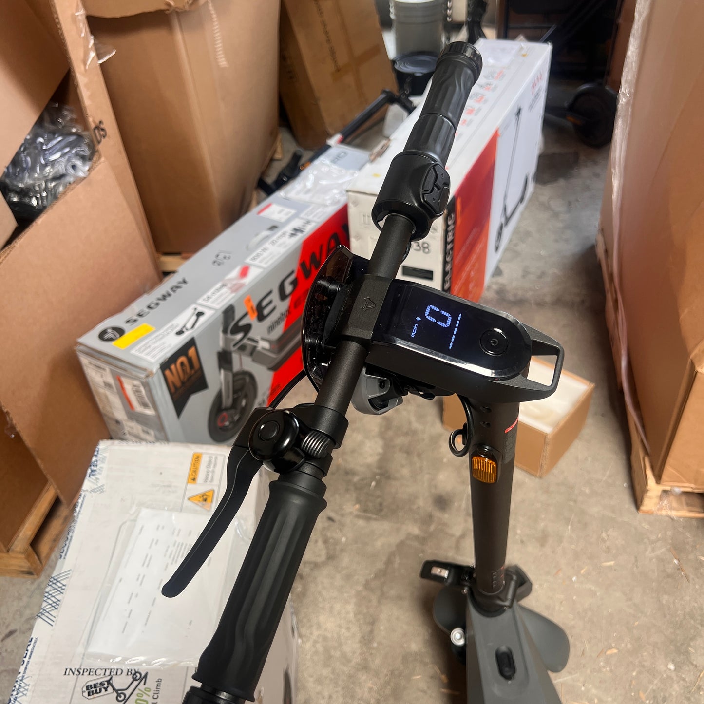 NIU - KQi 200P Electric Kick Scooter w/ 34 mi Range & 20 mph Max Speed