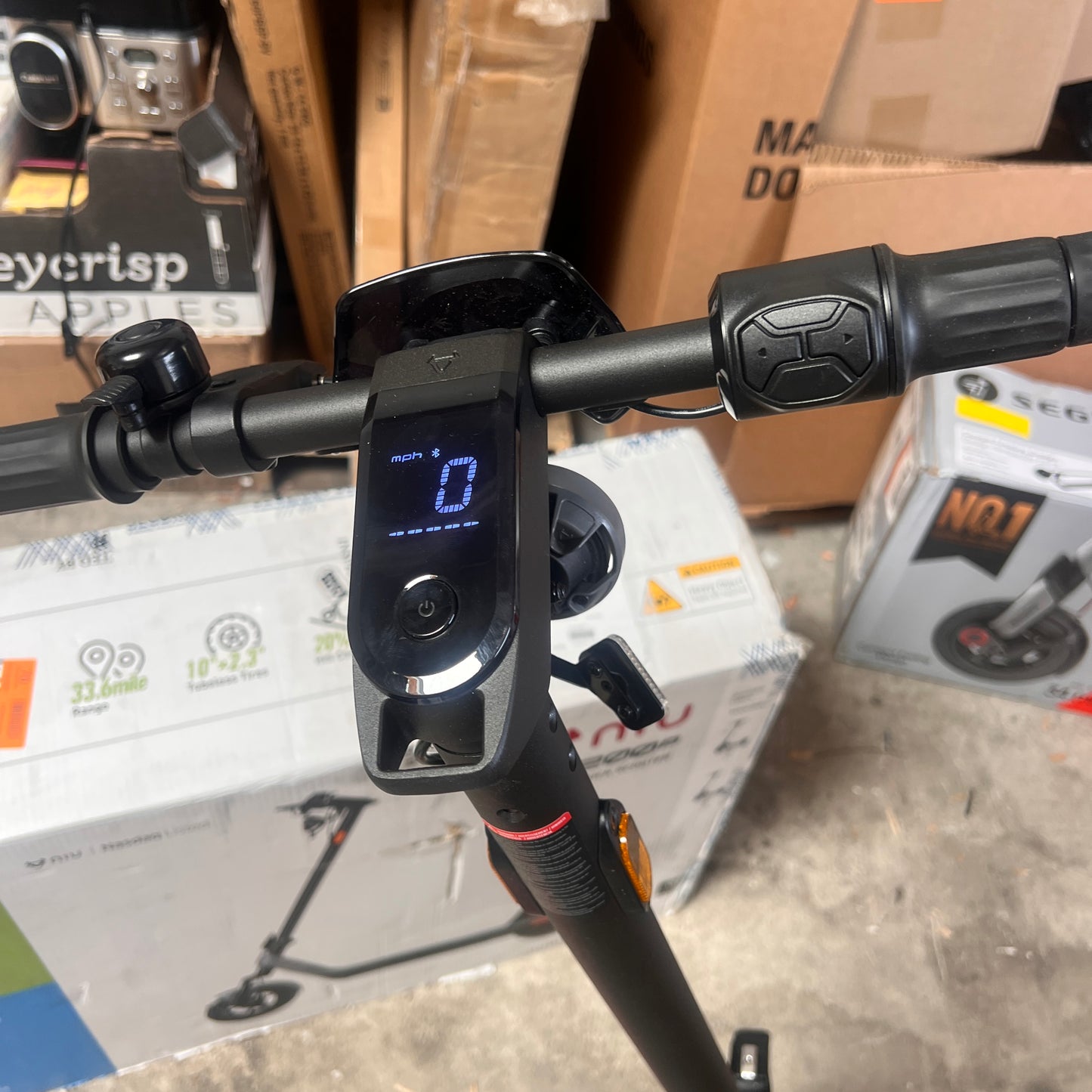 NIU - KQi 200P Electric Kick Scooter w/ 34 mi Range & 20 mph Max Speed