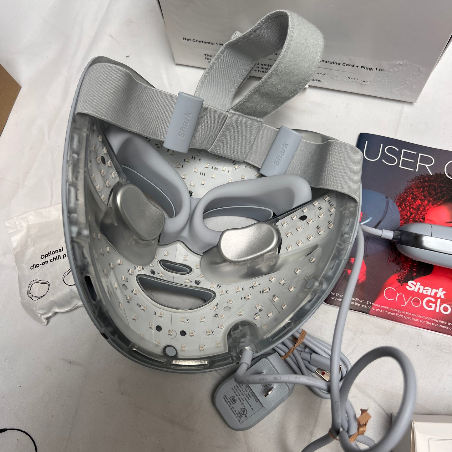 Shark - CryoGlow Cooling + LED Anti-Aging & Skin Clearing Face Mask