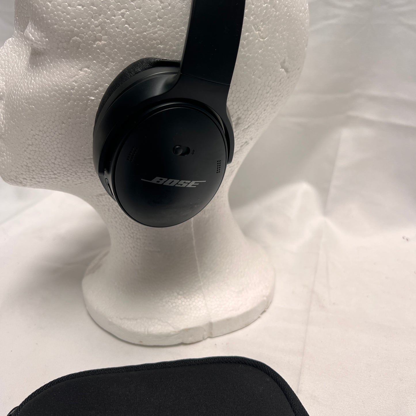 Bose QuietComfort 45 SE Noise Cancelling Over-the-Ear Headphones
