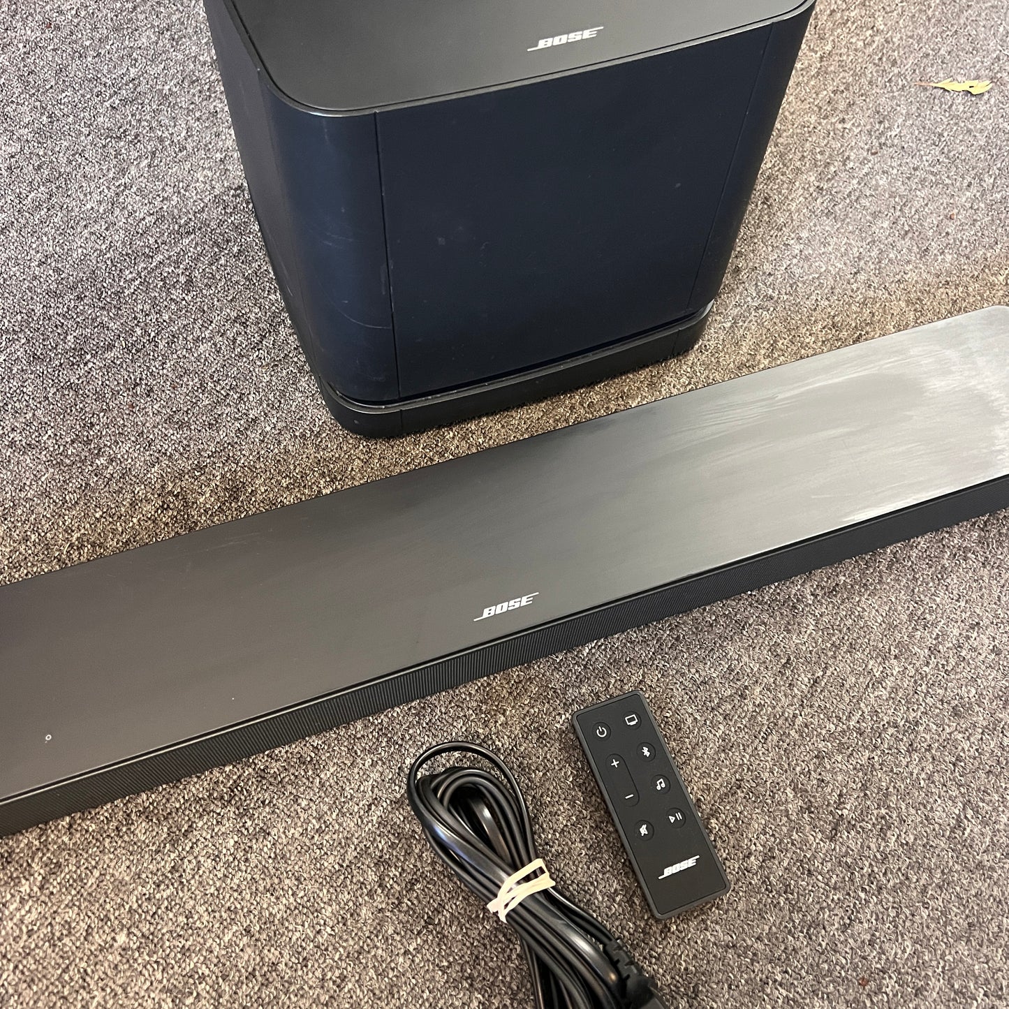 Bose 300 Soundbar w/ 500 Bass module
