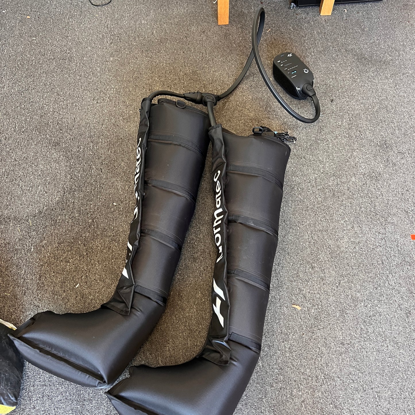Hyperice - Normatec 3 Legs System - Standard Size