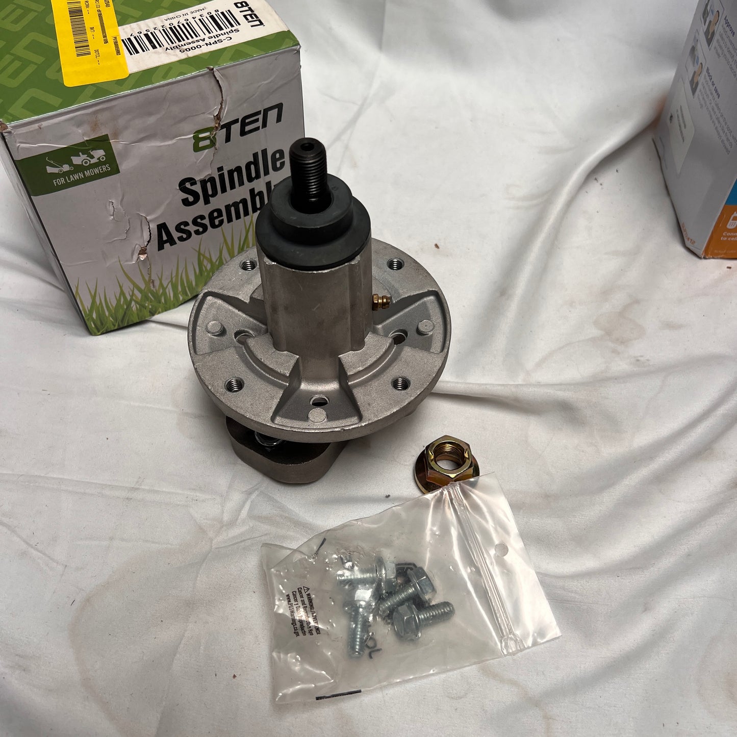 8TEN deck spindle assembly - C‑SPN‑0006 / 810‑CSP2228N