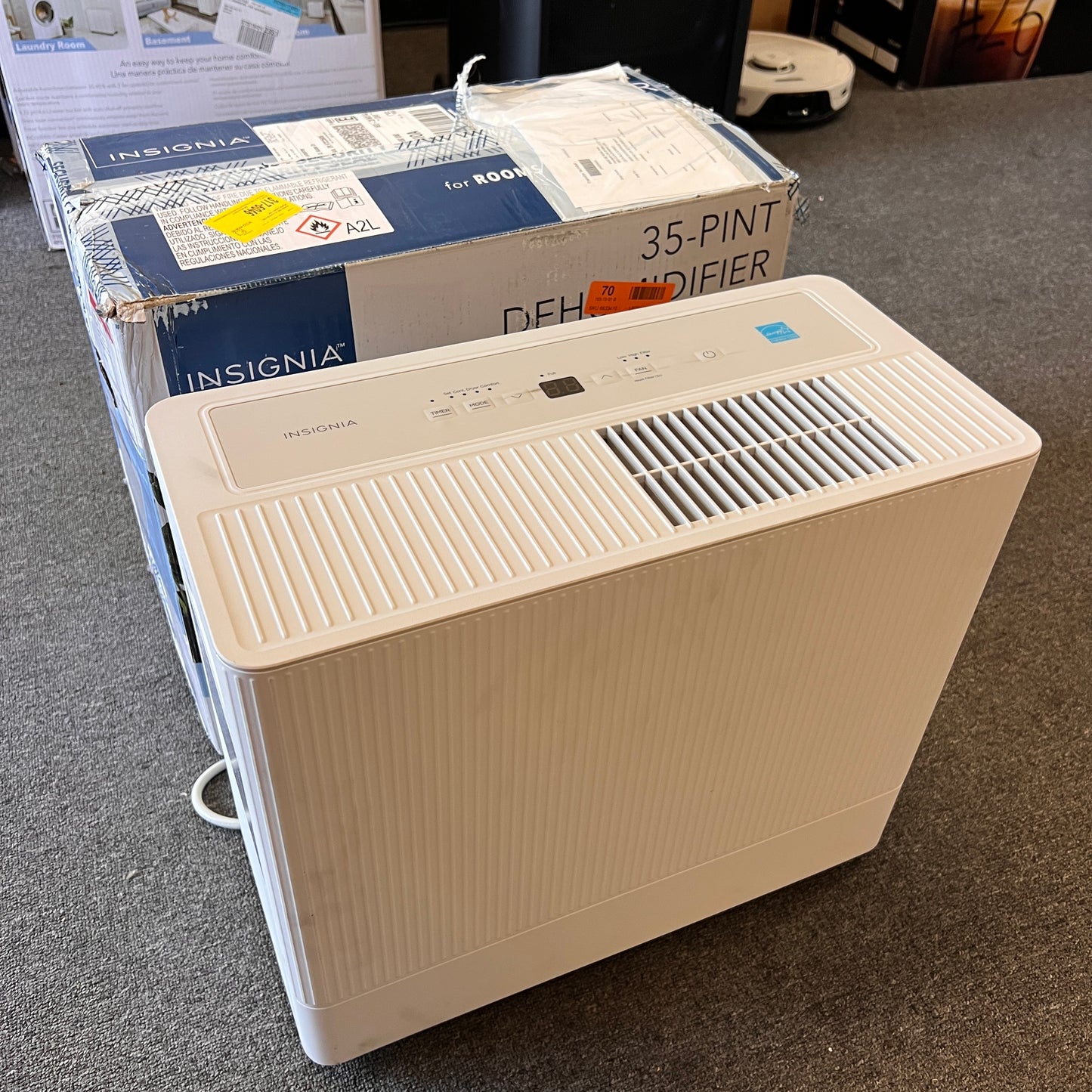 Insignia - 2,000 Sq. Ft. 35-Pint Portable Dehumidifier