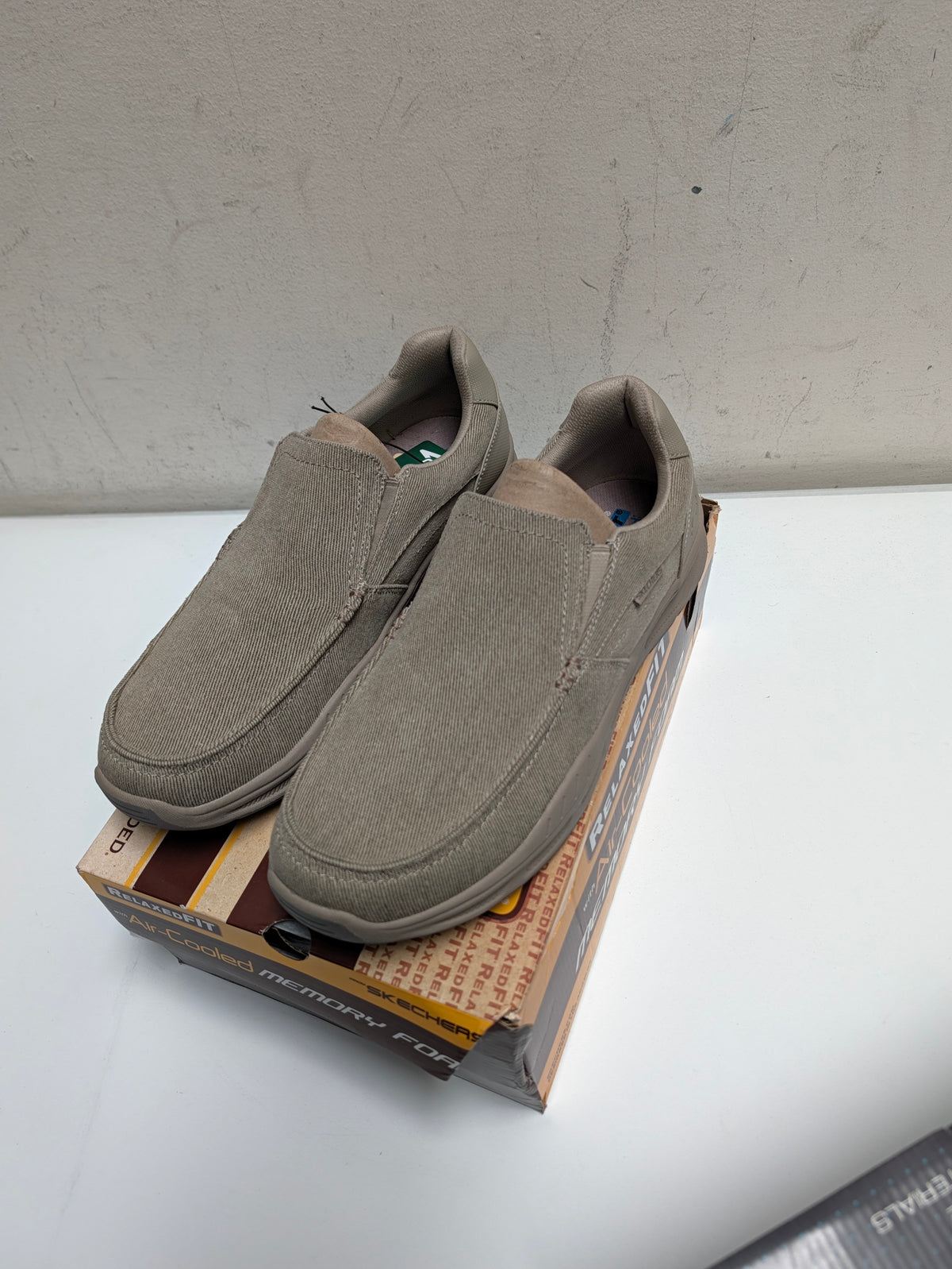 Skechers Relaxed Fit Slip-On Loafers – Taupe - sz14