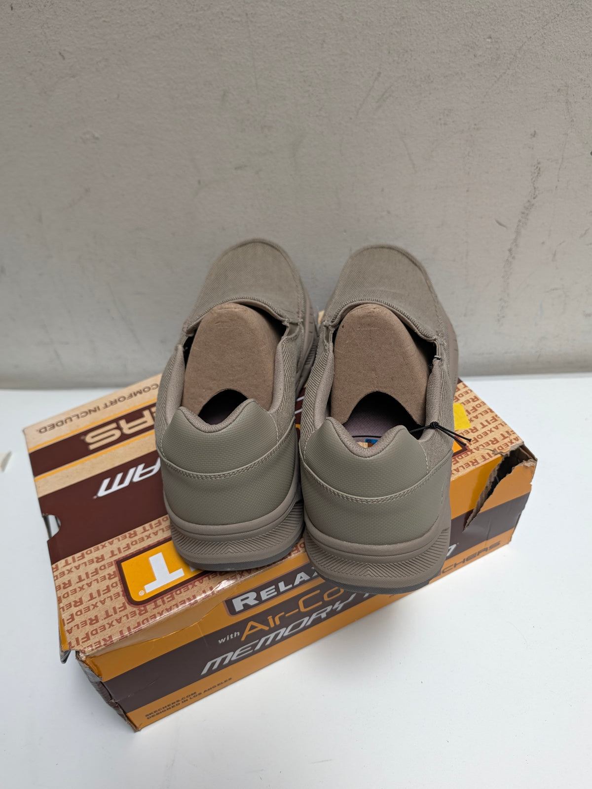Skechers Relaxed Fit Slip-On Loafers – Taupe - sz14