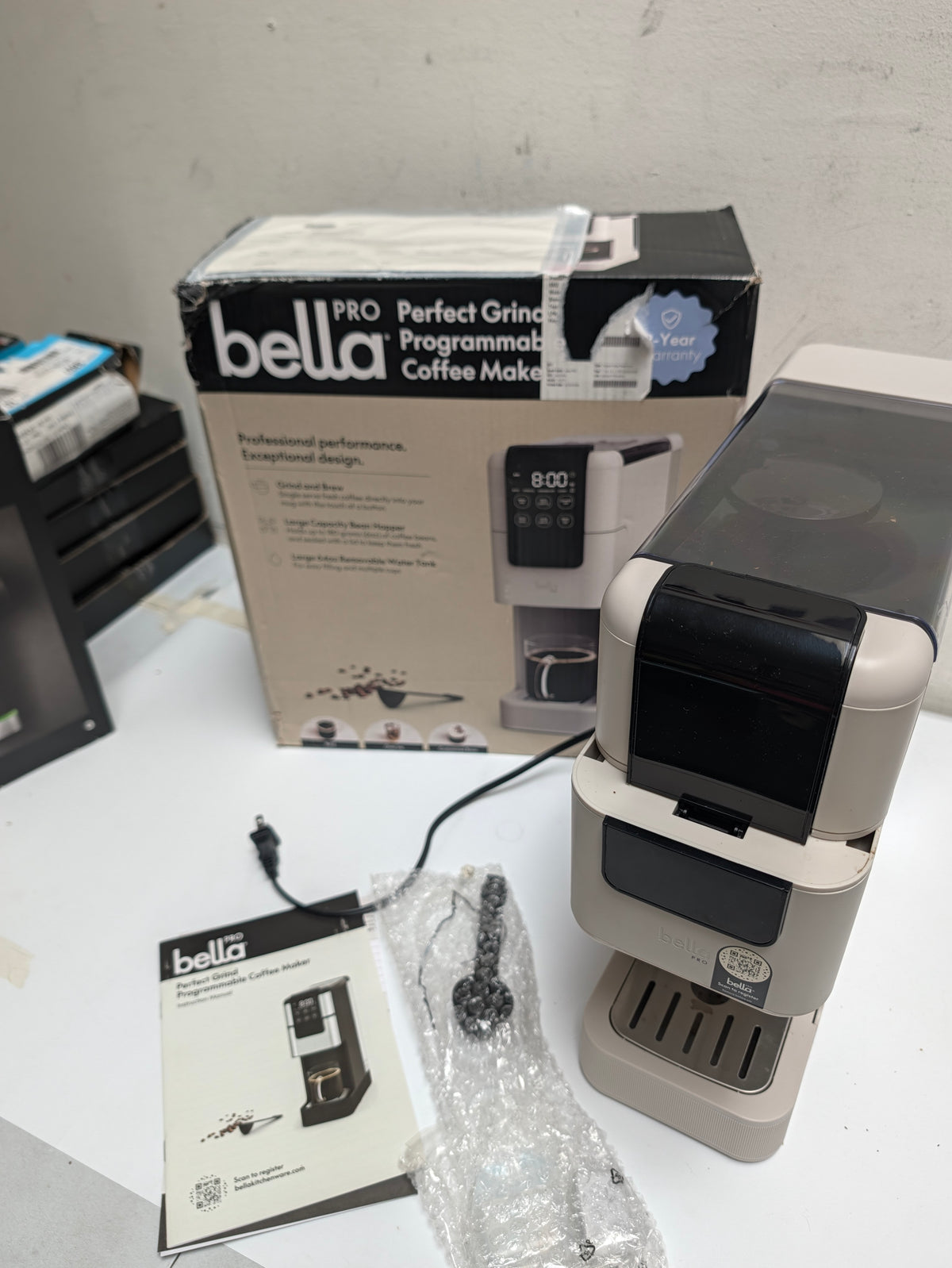 bella PRO Perfect Grind Single-Serve Coffee Maker with Grinder – Used